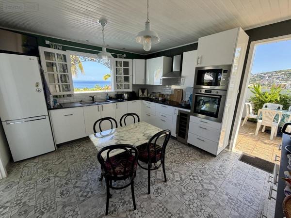 Maison à vendre à Saint-Paul à la Réunion (97434), ref : 97409-297
