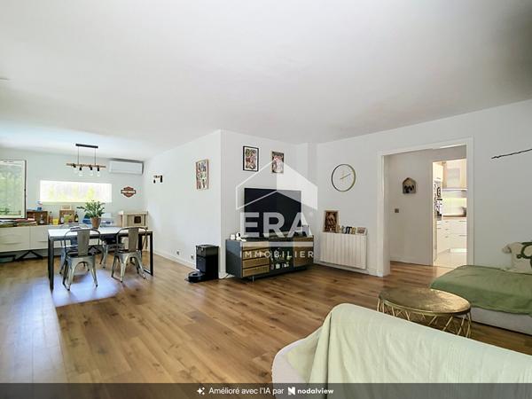 A VENDRE MARSEILLE 13009 APPARTEMENT 5pièces 179 m2 - JARDIN, PISCINE+CAVE +GARAGE-QUARTIER DU CABOT