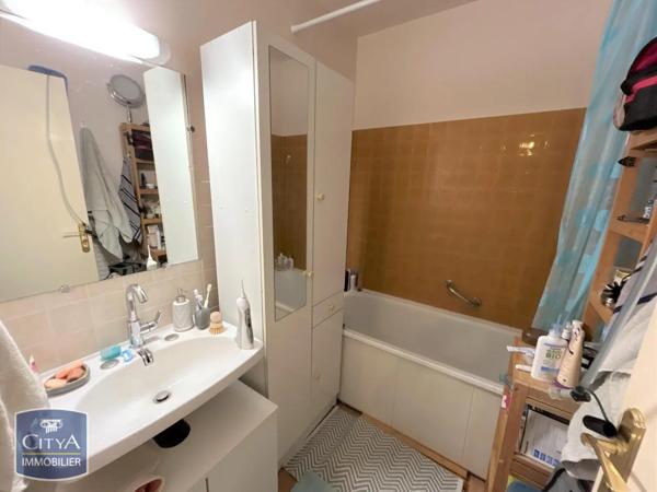 Appartement à louer 2 pièces 48.69m²