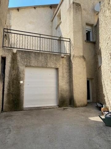 Maison à vendre    3 pièces •  Aspiran