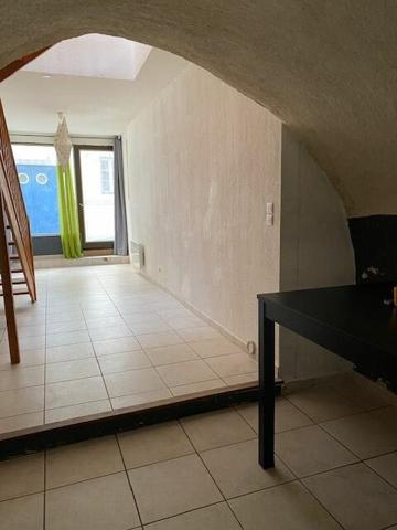 Maison à vendre    3 pièces •  Aspiran