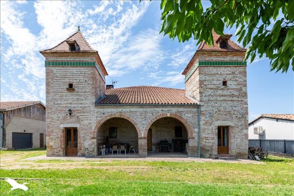 Maison à vendre |  Donzac |  5 pièces | 271 m²