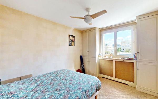 Appartement à vendre    3 pièces • 65,83 m2 Montrouge