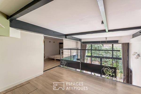 Loft avec terrasse dans un ancien atelier