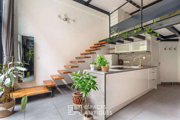 Loft avec terrasse dans un ancien atelier
