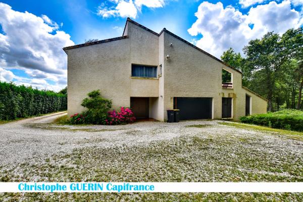 Maison à vendre 6 pièces proche de GARAT (16)