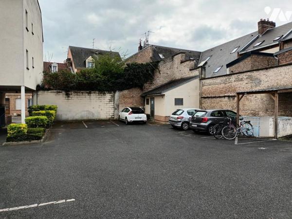 ST-HONORE, proche centre : Emplacement de parking aérien