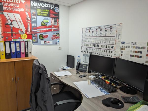 Locaux d'activités disponible PONTPOINT