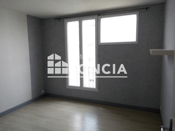 Location Appartement 3 pièces 59.77 m² - 9 SQUARE DE SWANSEA Brest 29200
