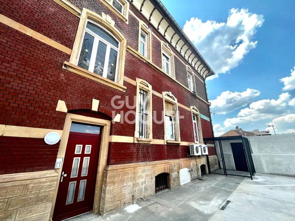 ROMBAS : appartement 3 pièces (77 m²) à vendre