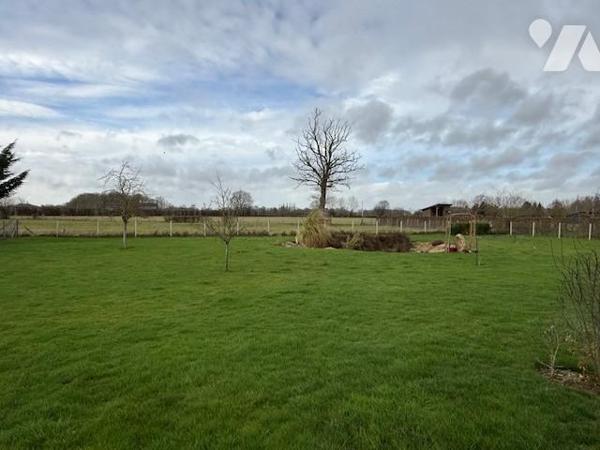 PROCHE BROGLIE BERNAY ORBEC MAISON PLAIN PIED AUX PRESTATIONS DE QUALITES 3 CH DOUBLE GARAGE.