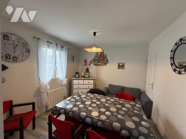 PROCHE BROGLIE BERNAY ORBEC MAISON PLAIN PIED AUX PRESTATIONS DE QUALITES 3 CH DOUBLE GARAGE.