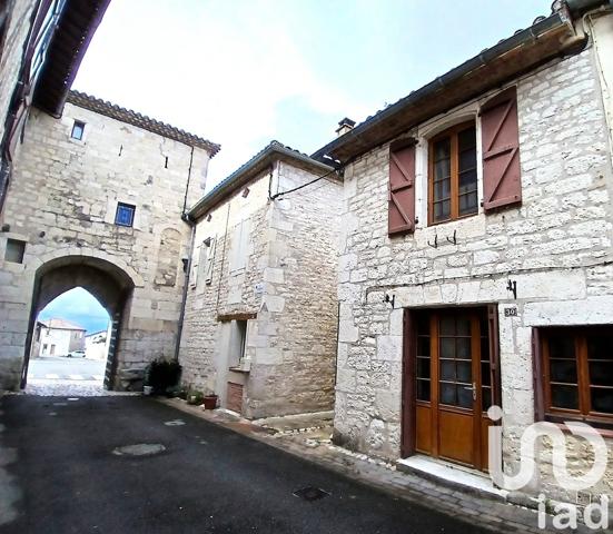 Maison de ville 4 pièces de 80 m² à Montpezat-de-Quercy (82270)