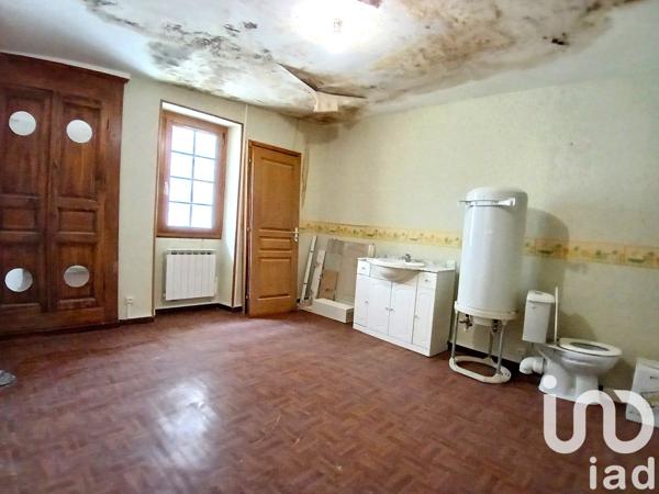 Maison de ville 4 pièces de 80 m² à Montpezat-de-Quercy (82270)