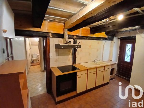 Maison de ville 4 pièces de 80 m² à Montpezat-de-Quercy (82270)