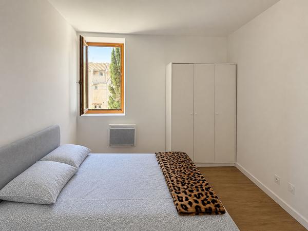 Appartement T2 rénové de 40 m² avec cave en centre-ville ! Faibles charges