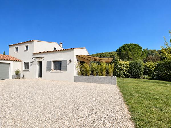 COUP DE COEUR - Exclusivité - Maison à deux pas du village - Lauris 4 pièce(s) 135 m2 - jardin - double garage