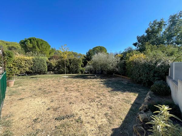 COUP DE COEUR - Exclusivité - Maison à deux pas du village - Lauris 4 pièce(s) 135 m2 - jardin - double garage