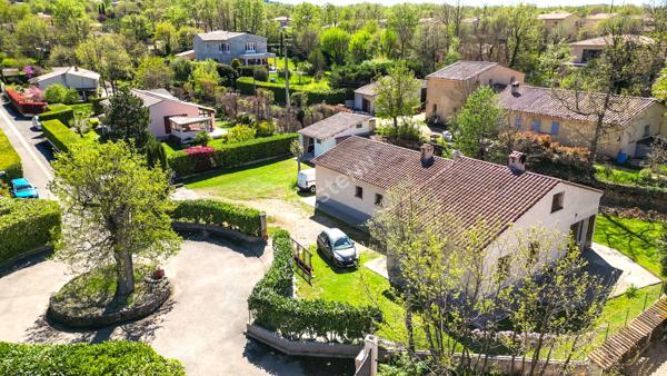 Maison Plain-pied 130.88m² sur 900m² de terrain