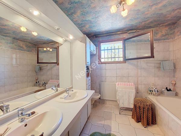 Maison Plain-pied 130.88m² sur 900m² de terrain