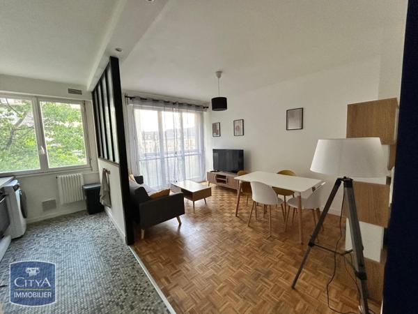 Appartement à louer 4 pièces 70.1m² Le Mans (72000)