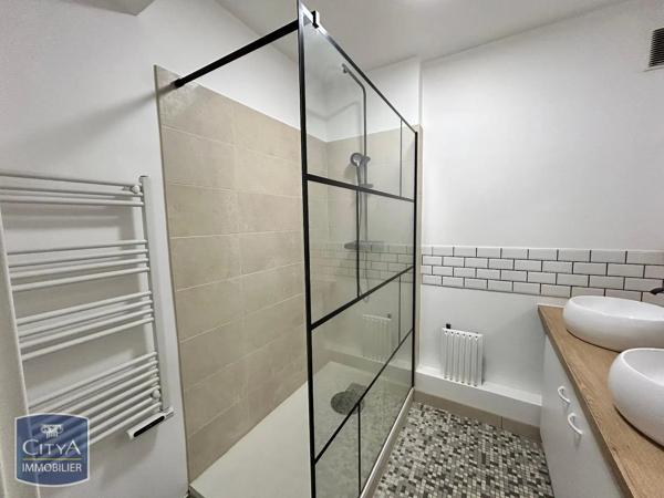 Appartement à louer 4 pièces 70.1m² Le Mans (72000)