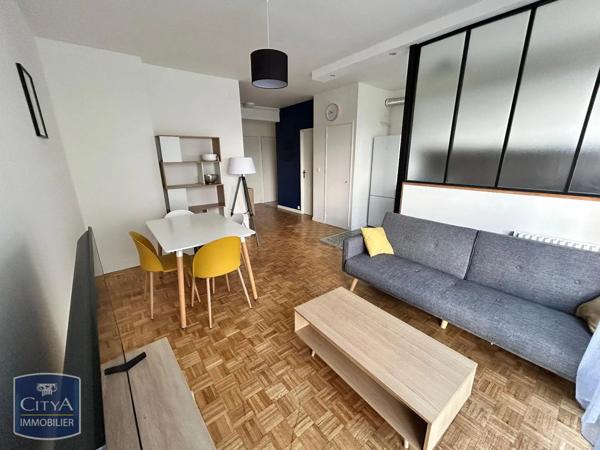 Appartement à louer 4 pièces 70.1m² Le Mans (72000)