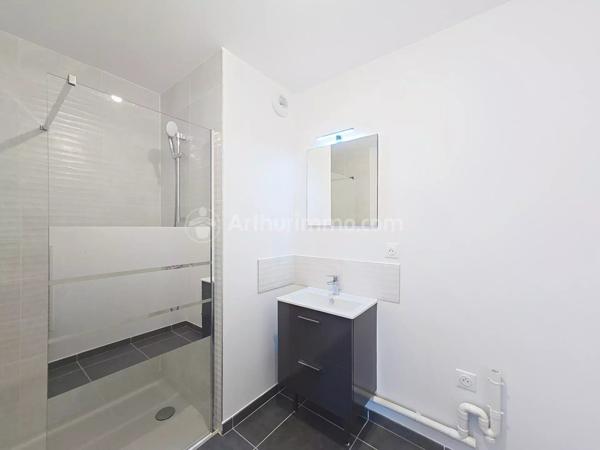 Location Appartement 3 pièces 67 m2 à Clermont-Ferrand