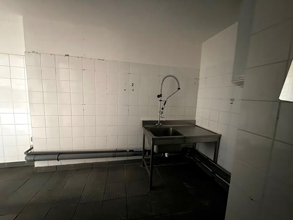 LOCAL COMMERCIAL - AIX EN PROVENCE - HAUT DU COURS MIRABEAU