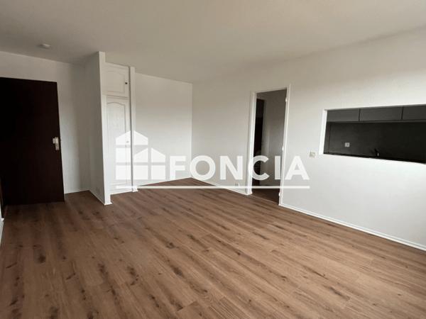 Location Studio 27.8 m² - 26 BOULEVARD ALSACE LORRAINE Bayonne 64100