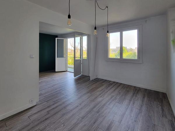 BORDEAUX CHARTRONS - Appartement 4 pièces avec balcon et cave