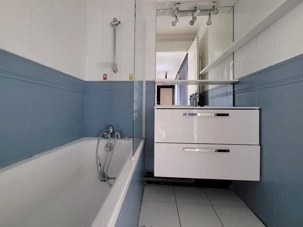 BORDEAUX CHARTRONS - Appartement 4 pièces avec balcon et cave