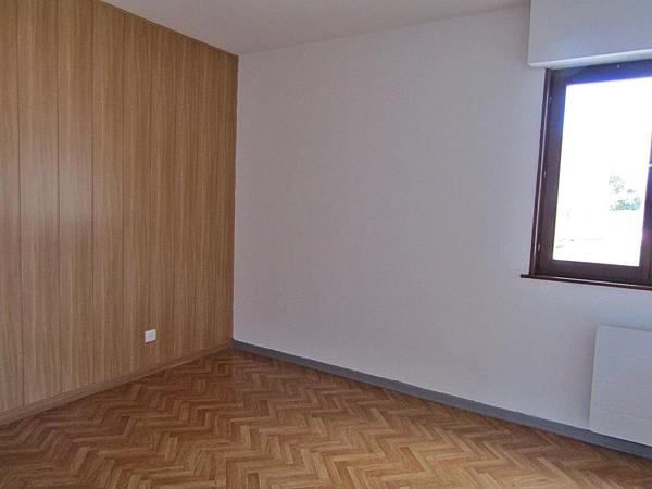 Location                                                      Appartement
                        
                     3 pièces                      58 m2                     à Raon-l'Étape