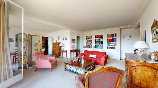 Vente Appartement Paris 5 pièces 119.57 m² - Balcon - Parking - cave