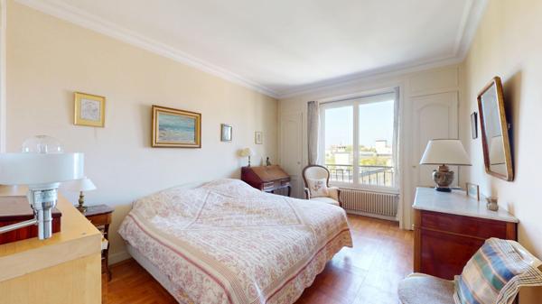 Vente Appartement Paris 5 pièces 119.57 m² - Balcon - Parking - cave