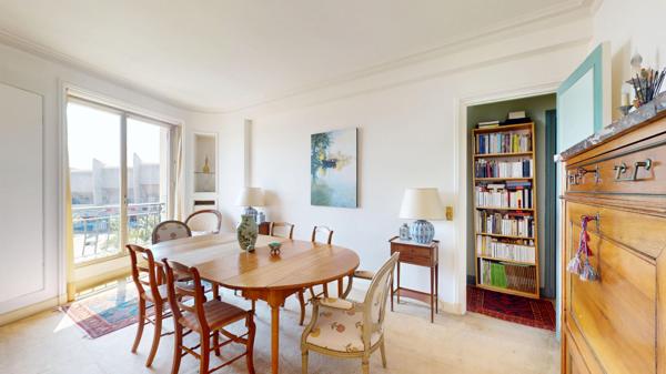 Vente Appartement Paris 5 pièces 119.57 m² - Balcon - Parking - cave