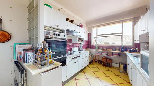 Vente Appartement Paris 5 pièces 119.57 m² - Balcon - Parking - cave