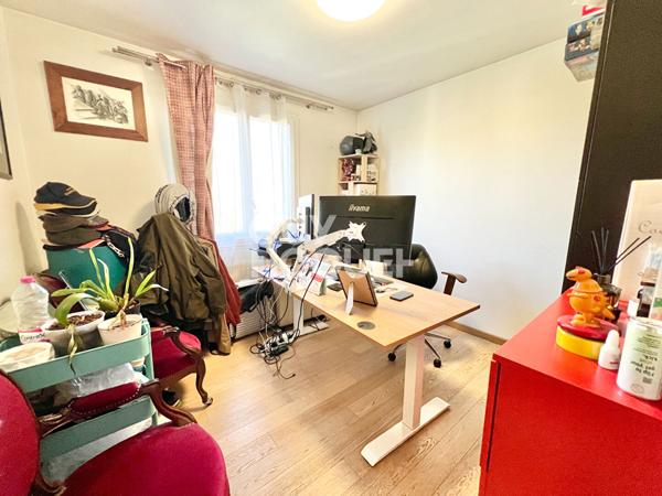 DUPLEX 5 pièces à vendre à Antony - 87 m² avec garage double, cave, balcon et jardinet.