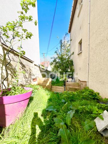 DUPLEX 5 pièces à vendre à Antony - 87 m² avec garage double, cave, balcon et jardinet.