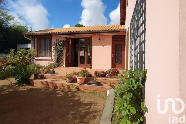 Maison à vendre 4 pièces 75 m² Jard-sur-Mer
