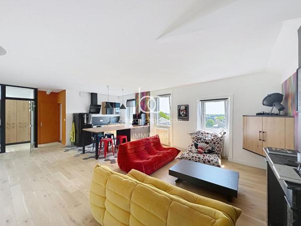VANNES HYPER-CENTRE DERNIER ÉTAGE AVEC VUE PANORAMIQUE
