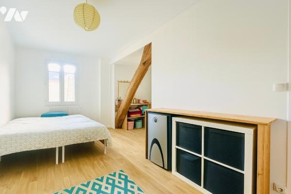 EXCLUSIVITÉ – Appartement Triplex de charme – Quartier Paul Bert / Rue Losserand