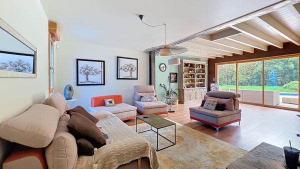 Maison d'architecte de 300m² Secteur privilégié de Pruniers, Bouchemaine