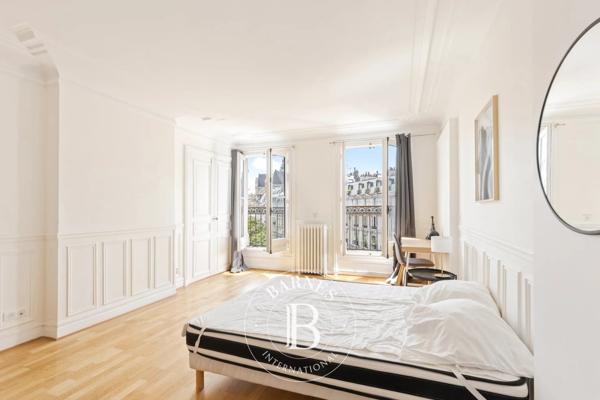 Paris 1er, Appartement 3 Chambres -  109 m² à vendre