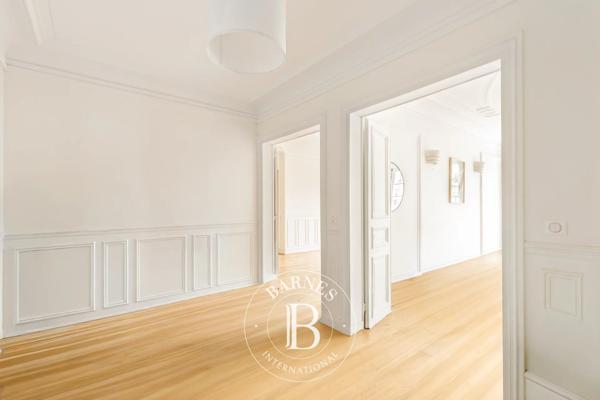 Paris 1er, Appartement 3 Chambres -  109 m² à vendre