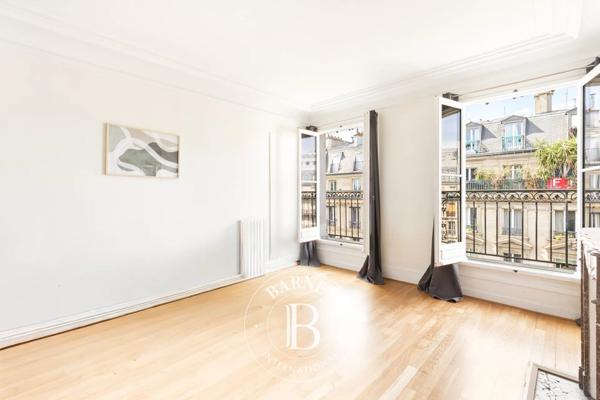 Paris 1er, Appartement 3 Chambres -  109 m² à vendre