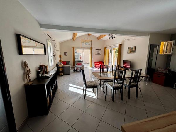 Maison à vendre 5 pièces LE REVEST LES EAUX (83)