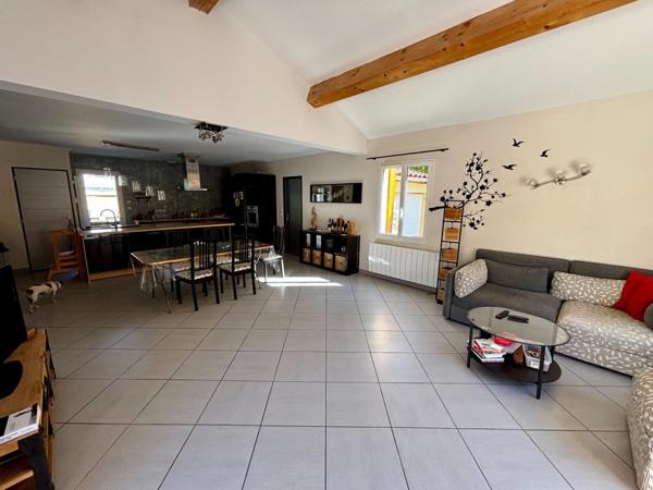 Maison à vendre 5 pièces LE REVEST LES EAUX (83)