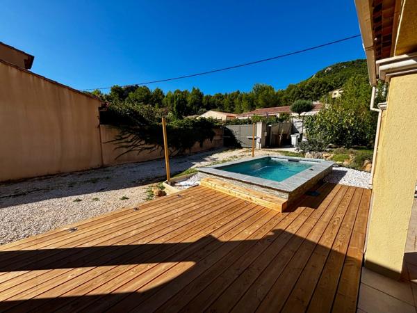 Maison à vendre 5 pièces LE REVEST LES EAUX (83)