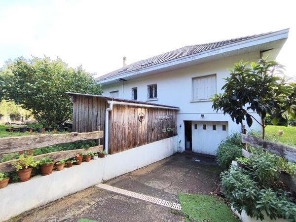 Maison à vendre |  Azur |  7 pièces | 219 m²